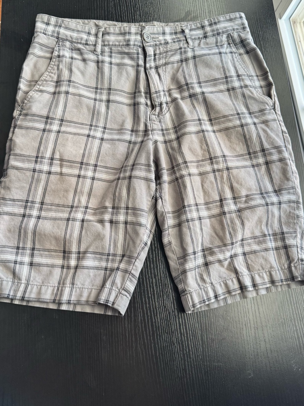 Vintage Vurt Clothing Brand Skateboarding Shorts 31 Waist Plaid Design